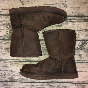 Leather short UGG boots